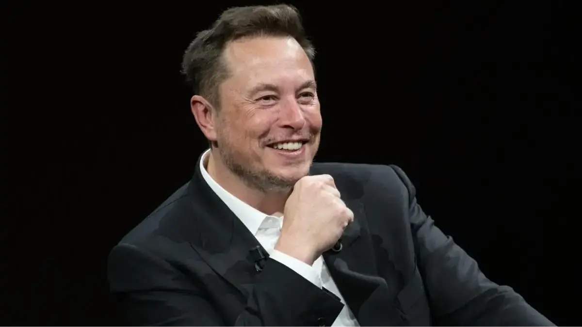 Elon Musk lập kỷ lục với tài sản hơn 700 tỷ USD